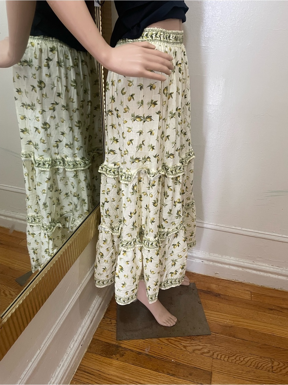 Max Studio Cream Midi Skirt with Green Floral Print - Picture 4 of 13
